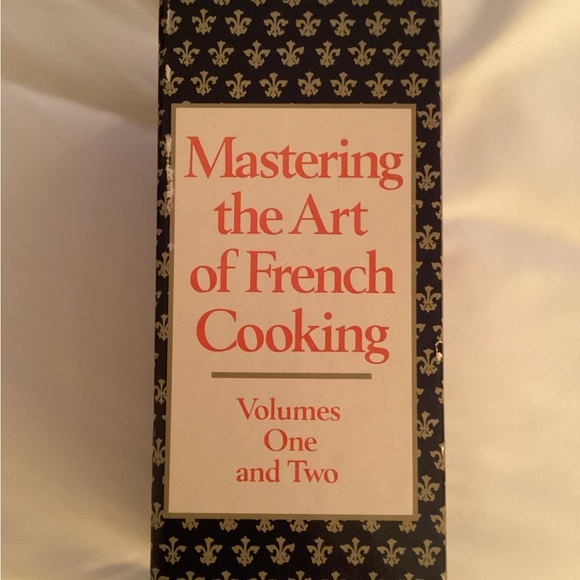 NEW! MASTERING THE ART OF FRENCH COOKING - Picture 4 of 7